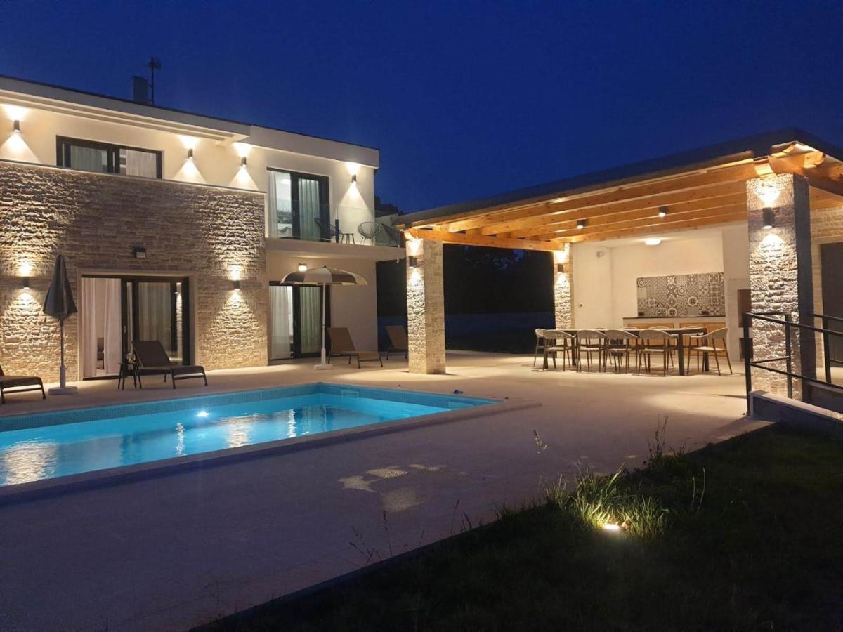 Luxury Villa Serena 2022 - With Heated Pool Cukrici Extérieur photo